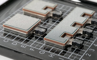 「光電融合」の疑問を解説　データセンター電力激減へ